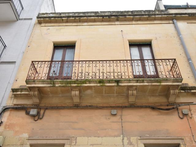Villetta indipendente in vendita di 245 m² in Via Gorizia, 35