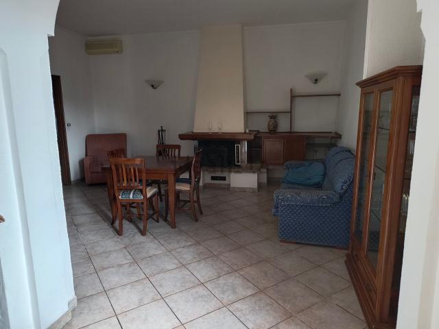 Villetta indipendente in vendita di 245 m² in Via Genova