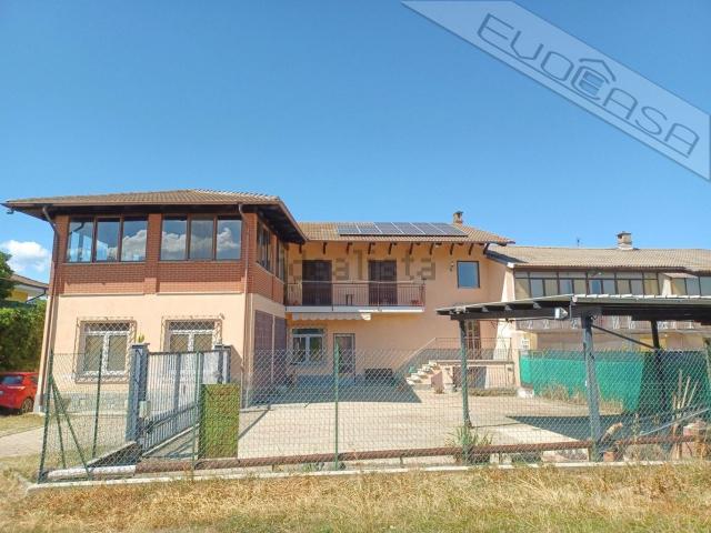 Villetta indipendente in vendita di 245 m² in Via Torre Moccia, 12