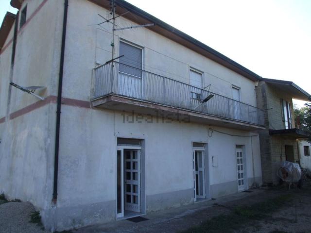 Villetta indipendente in vendita di 245 m² in Strada Vicinale Sant&apos Antonio