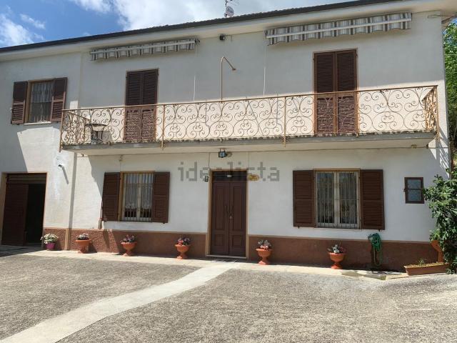 Villetta indipendente in vendita di 246 m²