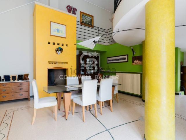 Villetta indipendente in vendita di 246 m² in Via Martiri D&apos Otranto, 54