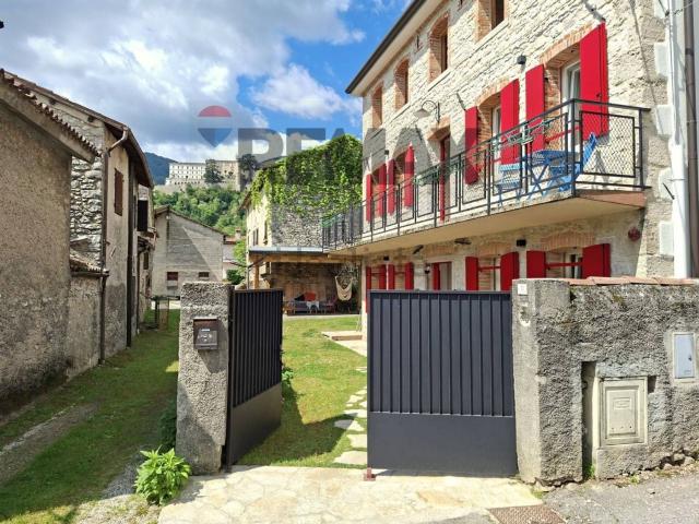 Villetta indipendente in vendita di 246 m² in Vicolo Galileo Galilei, 11