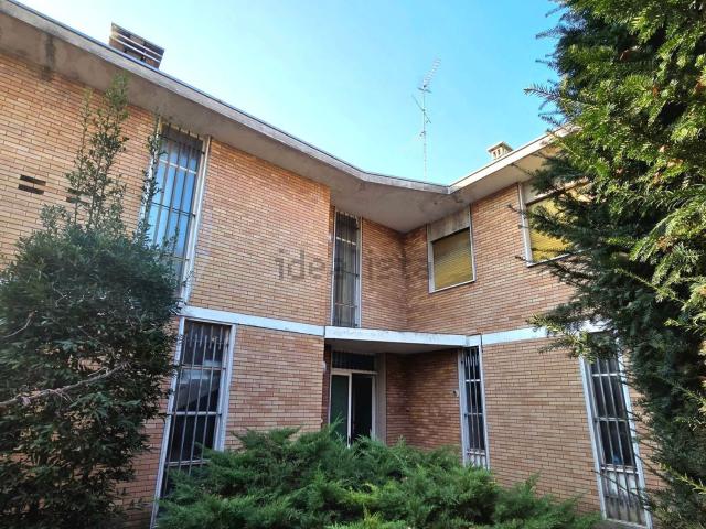 Villetta indipendente in vendita di 246 m² in Strada Gonzaga, 4