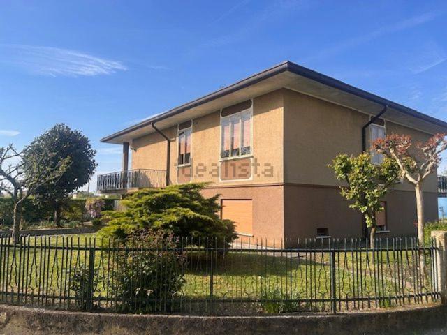Villetta indipendente in vendita di 247 m²