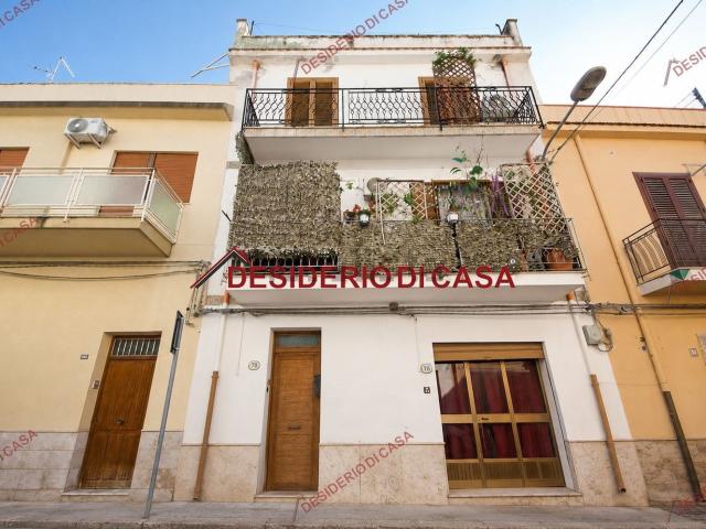 Villetta indipendente in vendita di 247 m² in Via Pietro Sbacchi, 70