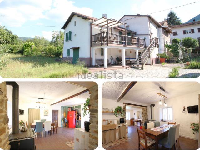 Villetta indipendente in vendita di 248 m² in Via Casa di Ragione