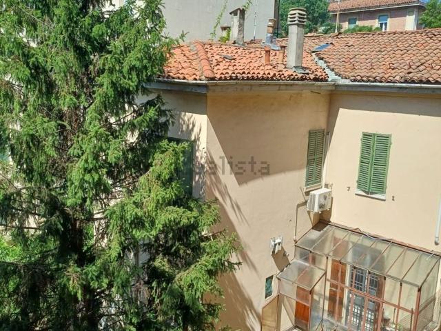 Villetta indipendente in vendita di 248 m² in Via Antonio Zanolini