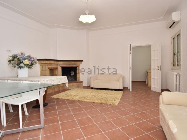 Villetta indipendente in vendita di 248 m² in Via Francesco Giuliani, 14