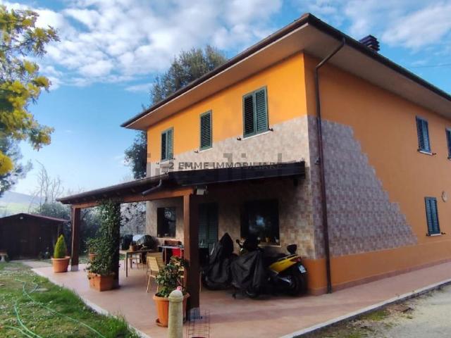 Villetta indipendente in vendita di 250 m²