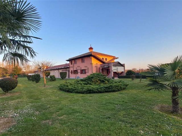 Villetta indipendente in vendita di 250 m²