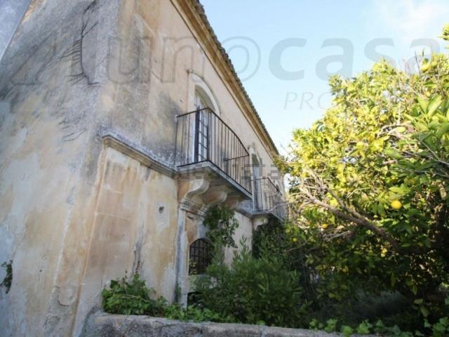 Villetta indipendente in vendita di 250 m²