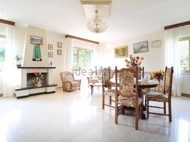 Villetta indipendente in vendita di 250 m²
