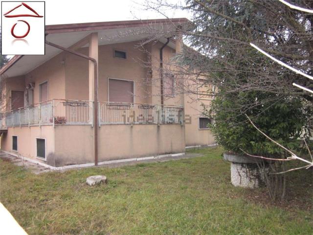 Villetta indipendente in vendita di 250 m²