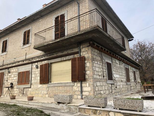 Villetta indipendente in vendita di 250 m²