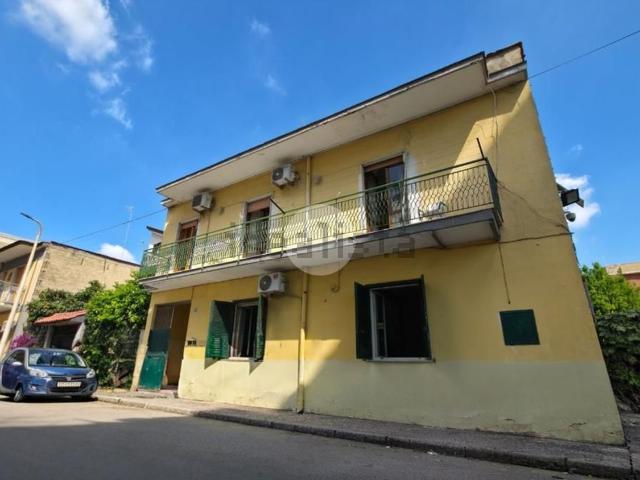 Villetta indipendente in vendita di 250 m² in Traversa I Padre Mario Vergara, 28