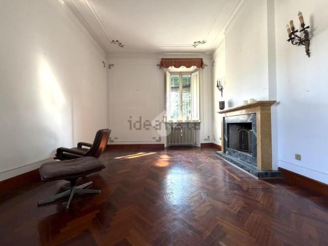 Villetta indipendente in vendita di 250 m² in Via Cavour, 42