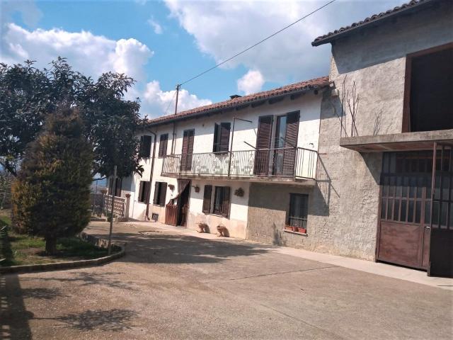 Villetta indipendente in vendita di 250 m² in Via Carossi