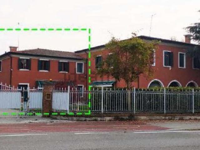 Villetta indipendente in vendita di 250 m² in Via Castellana, 14
