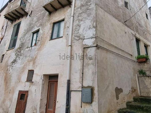 Villetta indipendente in vendita di 250 m² in Via Abadia, 1