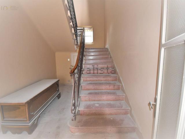 Villetta indipendente in vendita di 250 m² in Via Alessandro Manzoni