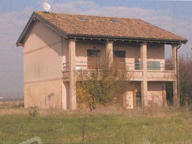 Villetta indipendente in vendita di 250 m² in Via Brusantina P