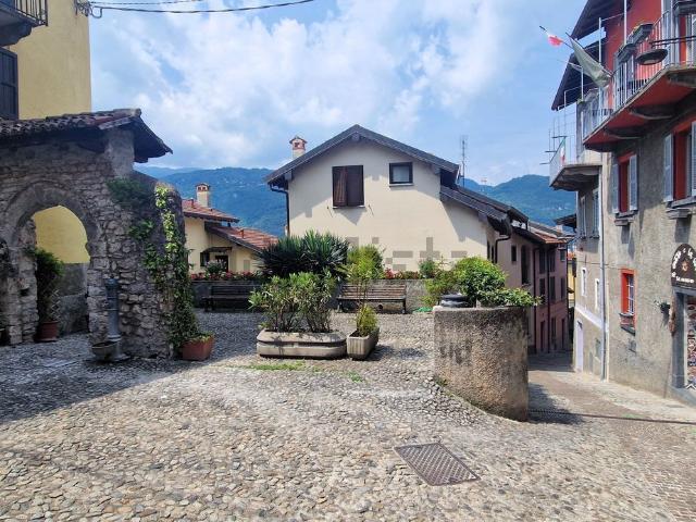 Villetta indipendente in vendita di 250 m² in Via Don Carlo Gnocchi, 17