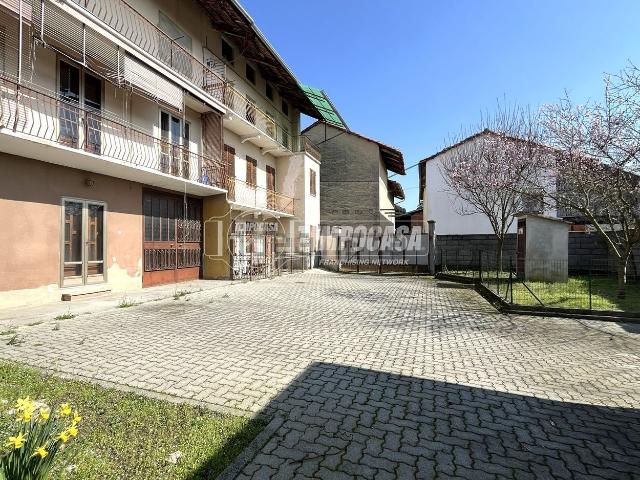 Villetta indipendente in vendita di 250 m² in Via Donio