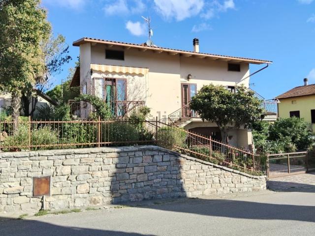 Villetta indipendente in vendita di 250 m² in Via dei Partigiani