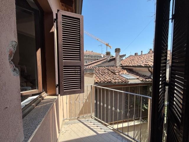 Villetta indipendente in vendita di 250 m² in Via del Castello