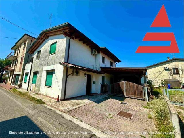 Villetta indipendente in vendita di 250 m² in Via Jonoch, 18