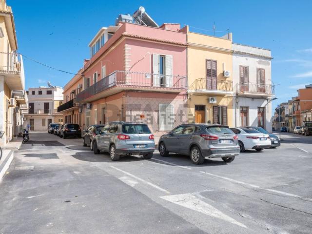 Villetta indipendente in vendita di 250 m² in Via San Nicola, 1