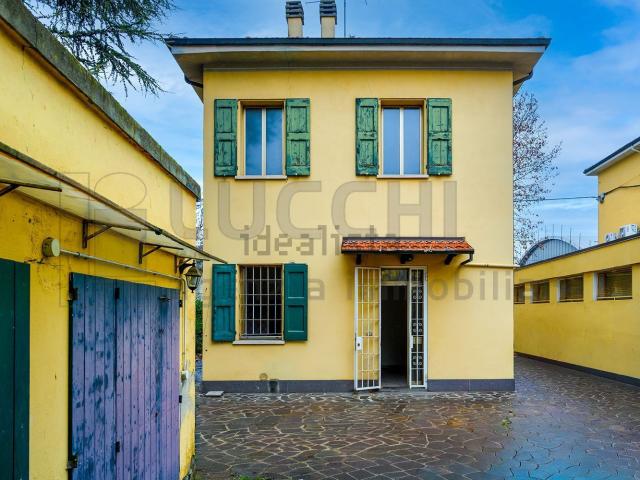 Villetta indipendente in vendita di 250 m² in Via Sigismondo Campagnoli, 13