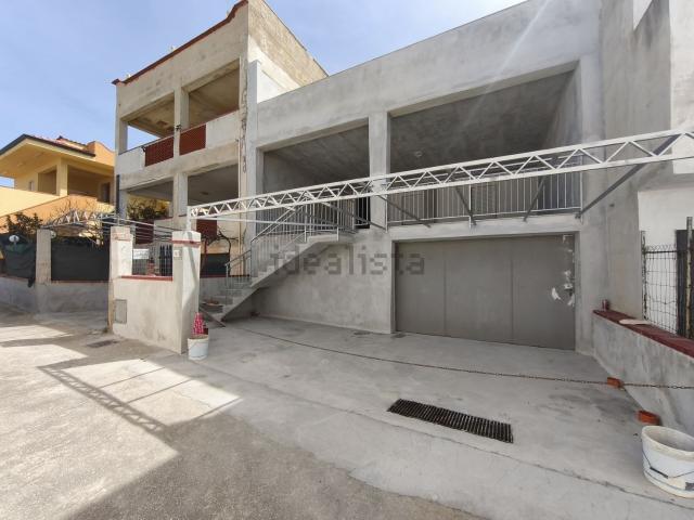 Villetta indipendente in vendita di 250 m² in Via Ponte dei Ricchi, 223