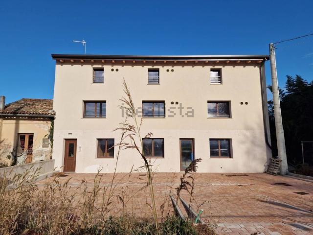 Villetta indipendente in vendita di 250 m² in Via Palazzatto, 21