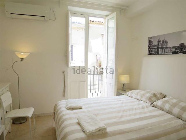 Villetta indipendente in vendita di 250 m² in Via Principe Umberto