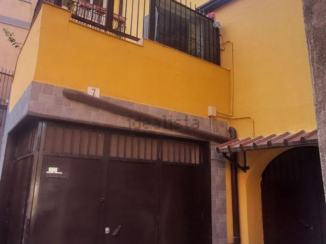 Villetta indipendente in vendita di 250 m² in Via Rocche