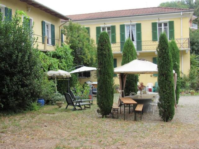 Villetta indipendente in vendita di 250 m² in Via Roma, 22