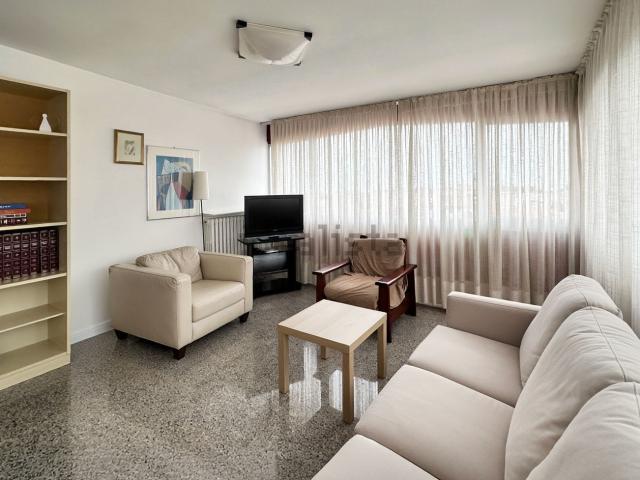 Villetta indipendente in vendita di 250 m² in Via Umbria, 21