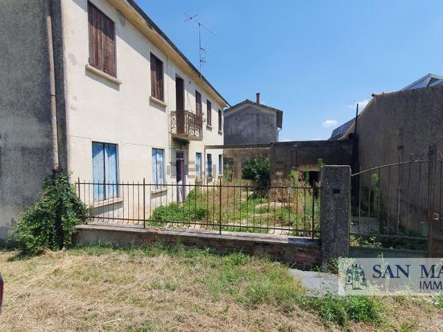 Villetta indipendente in vendita di 250 m² in Via Volto, 59