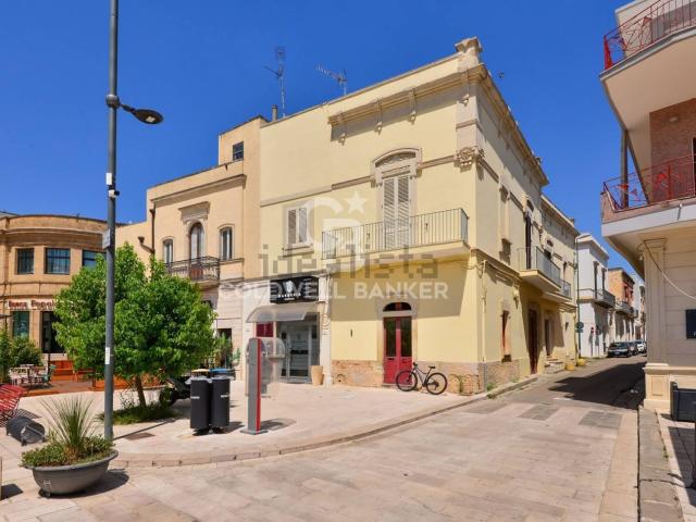 Villetta indipendente in vendita di 250 m² in Via Vittorio Veneto, 1