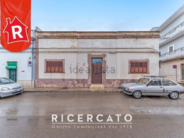 Villetta indipendente in vendita di 250 m² in Via XI Febbraio