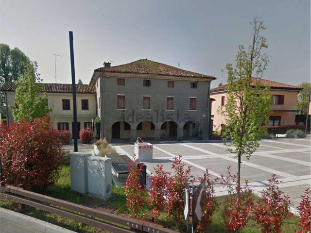 Villetta indipendente in vendita di 250 m² in Via Zero Branco