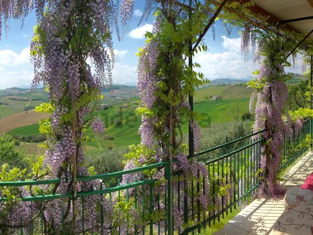 Villetta indipendente in vendita di 250 m² in Contrada Menocchia