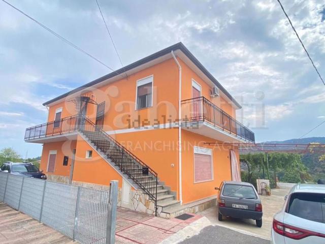 Villetta indipendente in vendita di 250 m² in Contrada Mulinello, 14