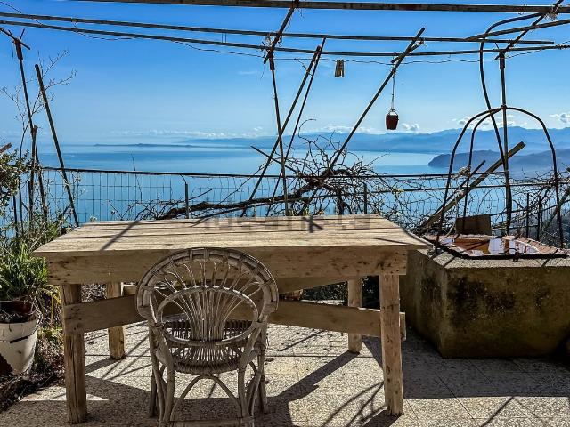 Villetta indipendente in vendita di 250 m² in Contrada Palombaro