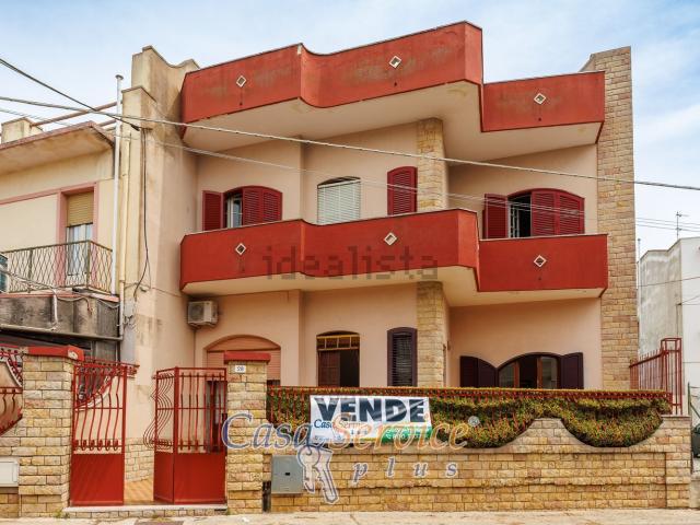 Villetta indipendente in vendita di 250 m² in Corso Cesare Vergine
