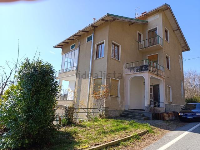 Villetta indipendente in vendita di 250 m² in Frazione Barbero, 1
