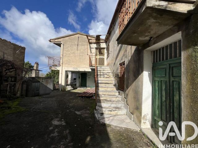 Villetta indipendente in vendita di 250 m² in Località Vadi