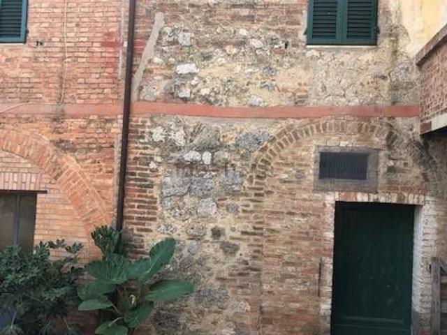 Villetta indipendente in vendita di 250 m² in Strada Cassia Sud